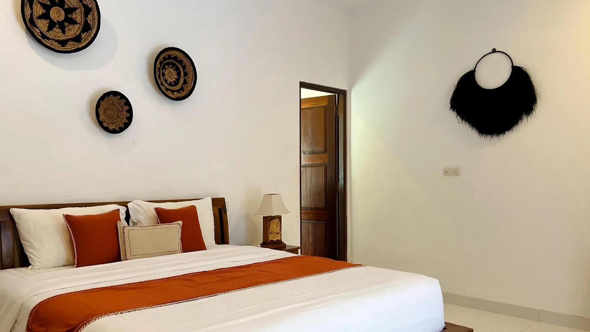 4Bedroom - Kamaya Villa In Center Of Seminyak