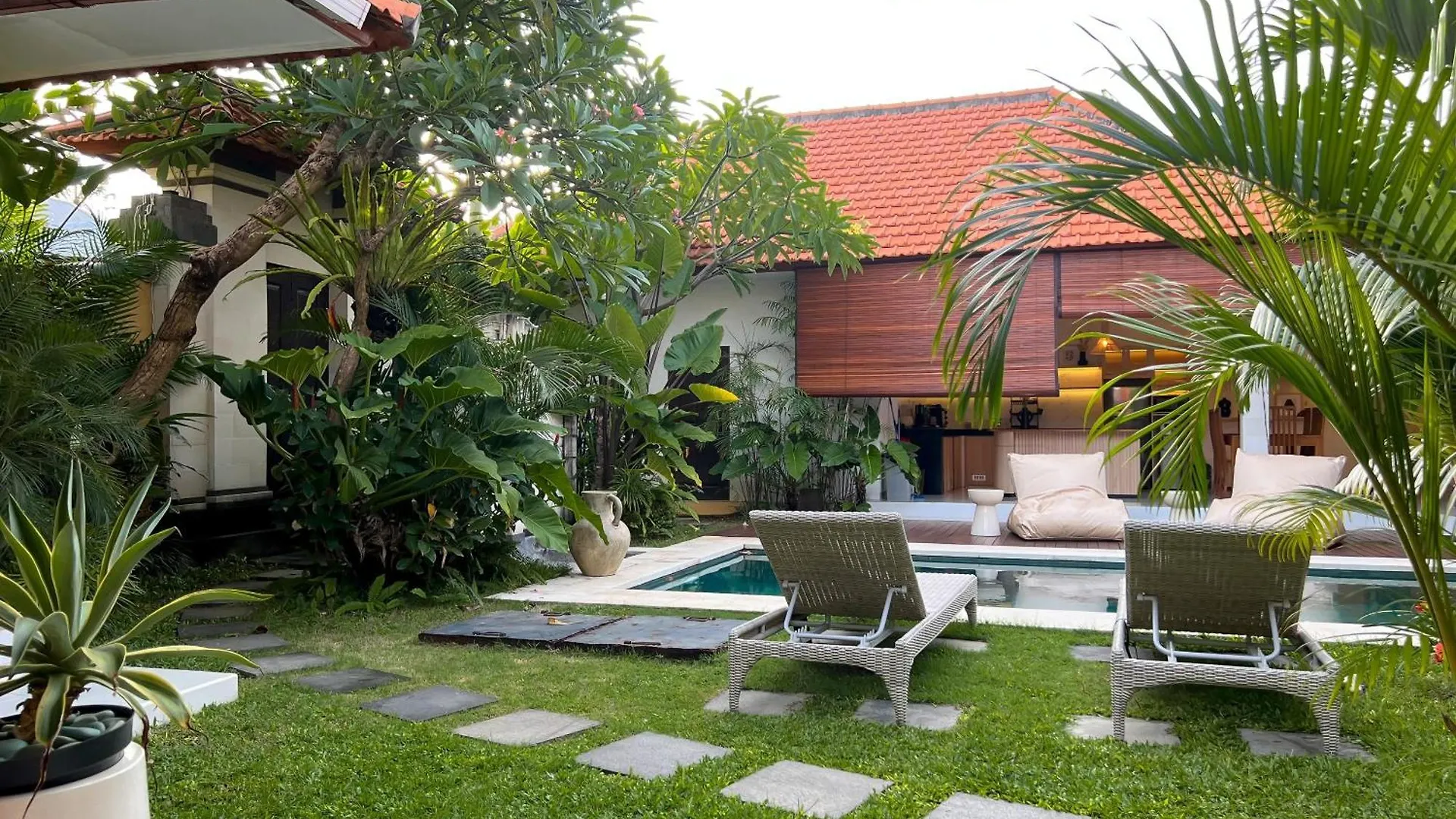 4Bedroom - Kamaya Villa In Center Of Seminyak