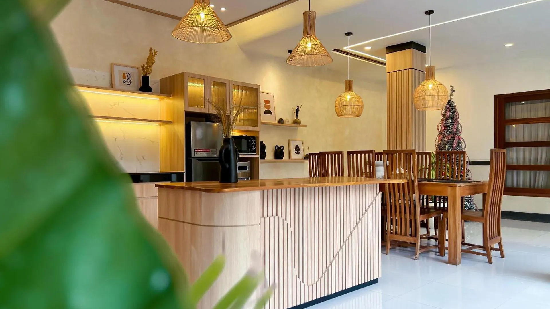 4Bedroom - Kamaya Villa In Center Of Seminyak